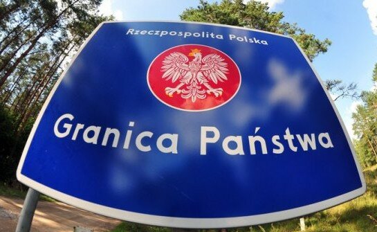 Когда в Россию нельзя, но и в Европу не пускают